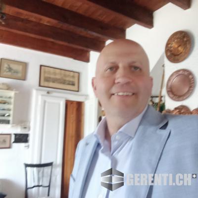 Andrea - Ristoratore - Uomo  - 48 anni